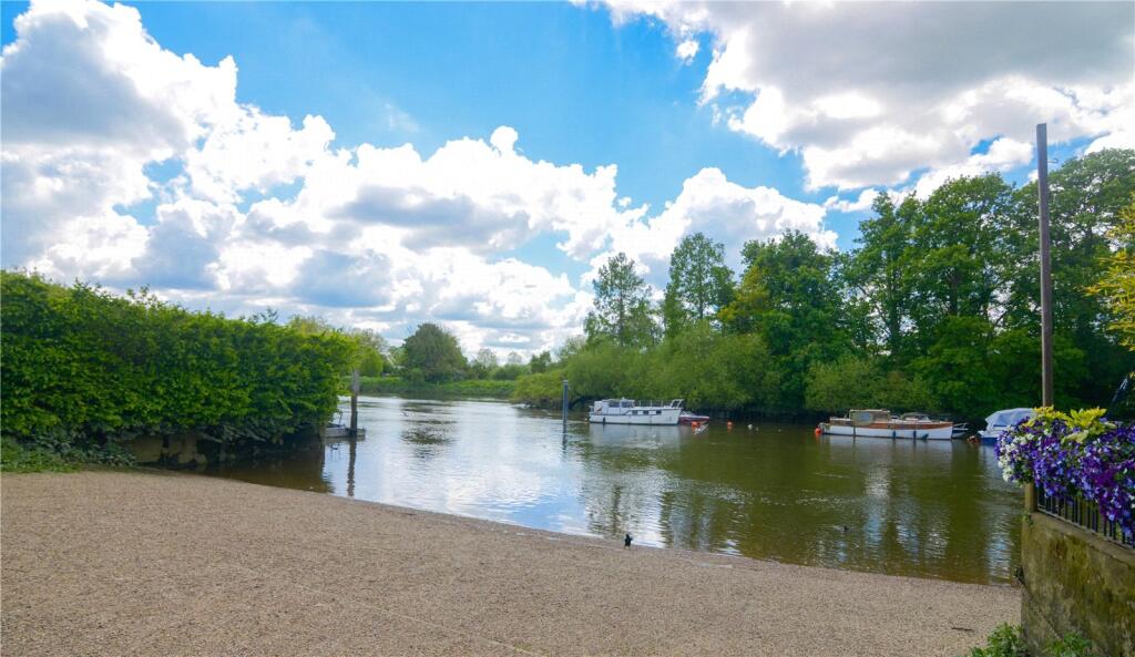 Property in Sion Road, Twickenham, London