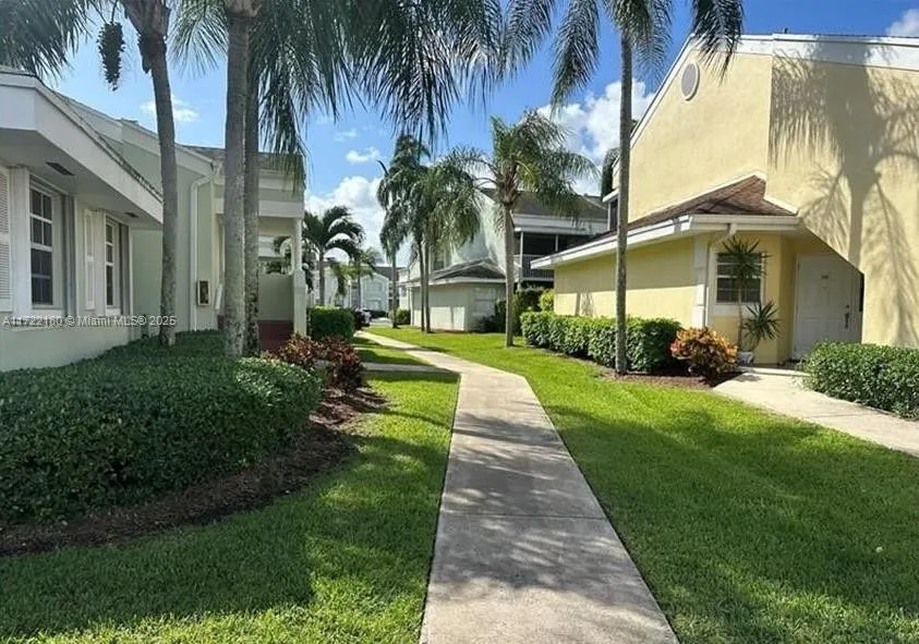 2529 SE 20th Pl Unit 102C, Homestead, FL 33035