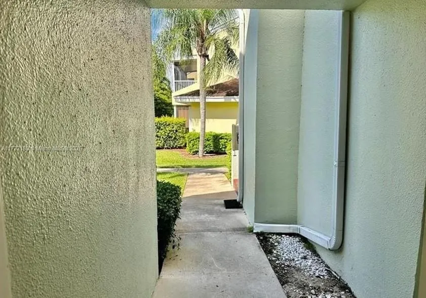 2529 SE 20th Pl Unit 102C, Homestead, FL 33035