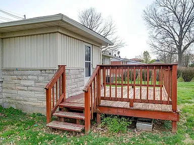 6115 W Pages Ln, Louisville, KY 40258