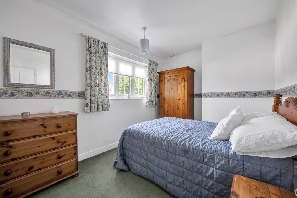 Property in Martin Bowes Road, London, England